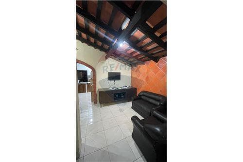 Casa-Venta-PY Central Lambaré San Isidro COD.139, foto 5