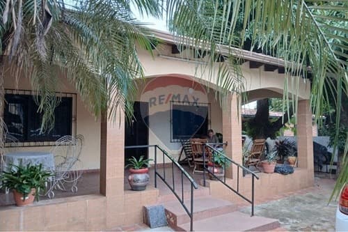 Vendo casa en Fernando de la Mora