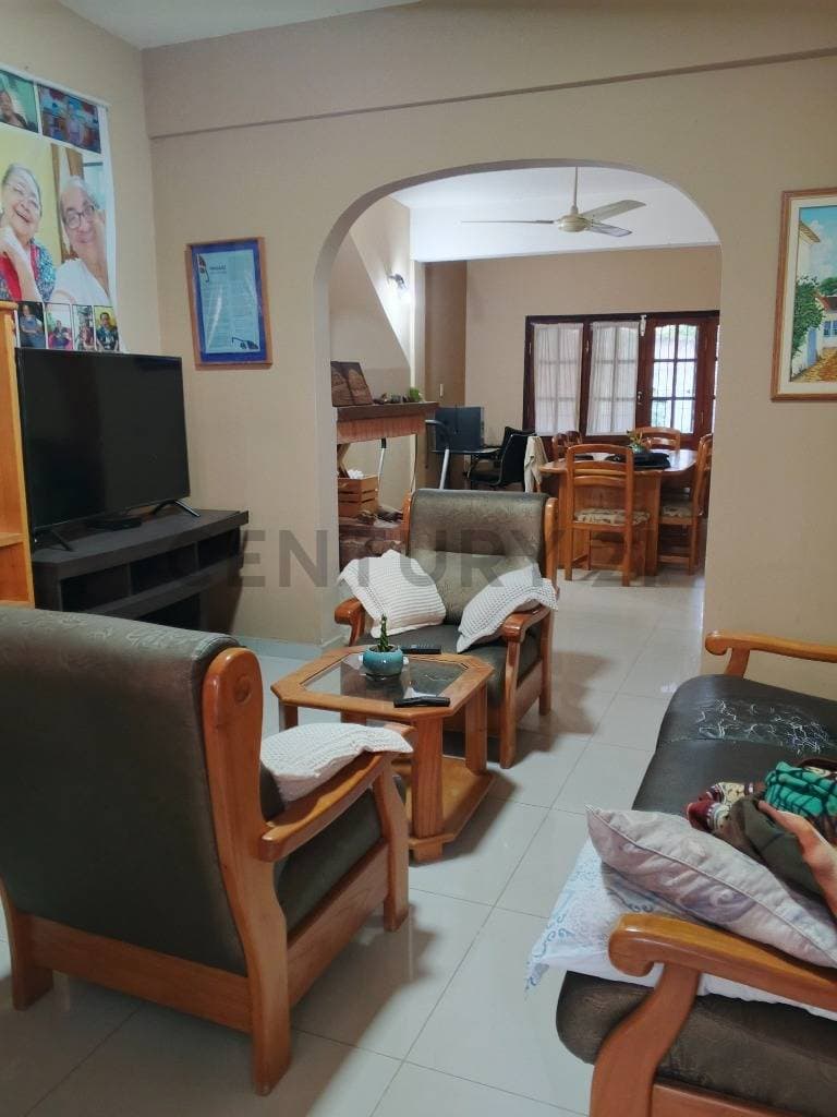 de Casa en San Vicente, Asunción, foto 2