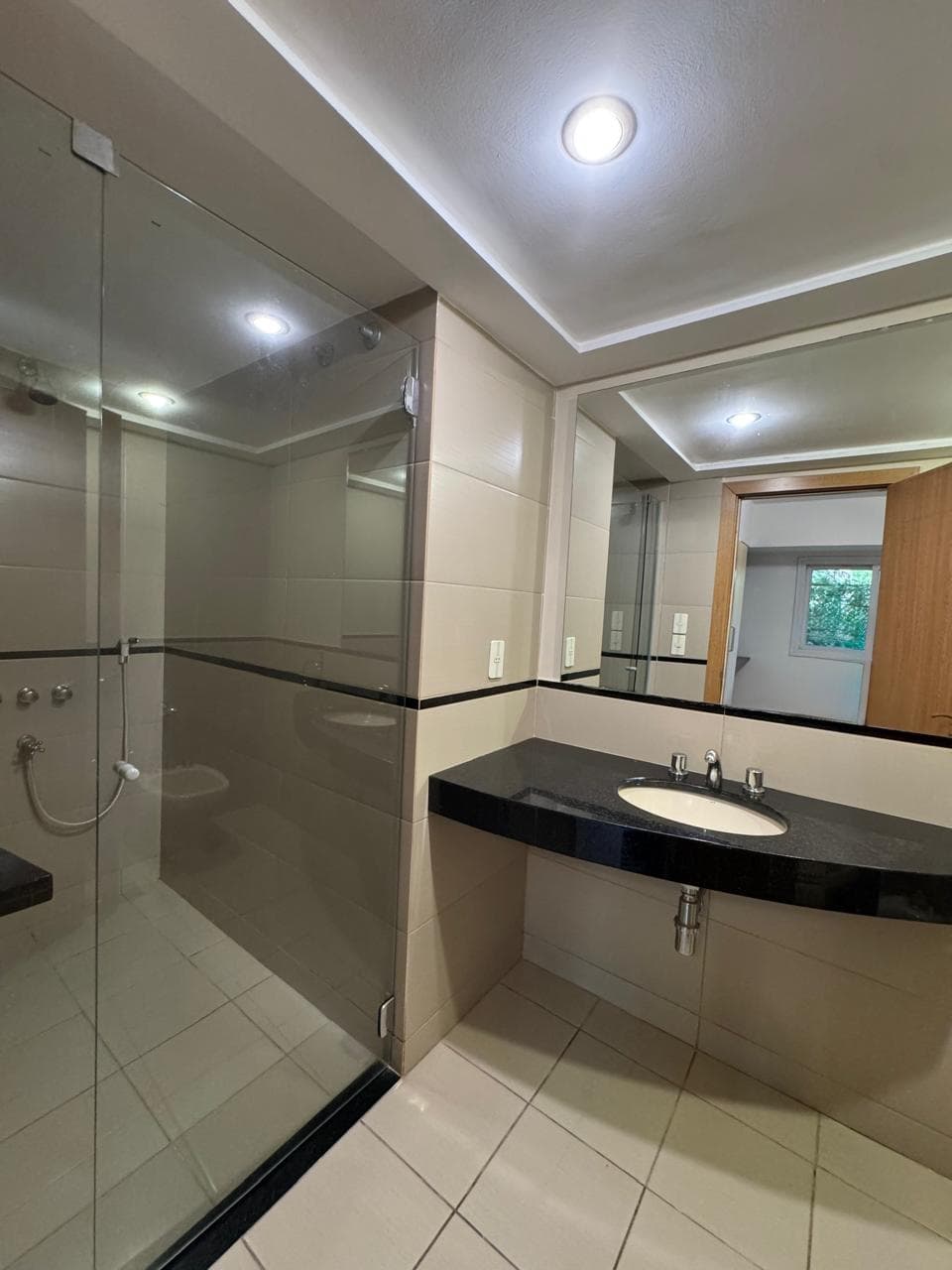 Las Lomas - zona asa, amplio departamento de 3 dormitorios con área de servicio, foto 2