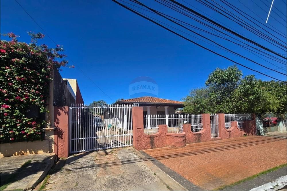 Vendo casa en asuncón hipódromo