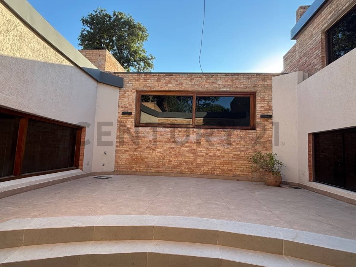 de Casa en Mburucuyá, Asunción, foto 4