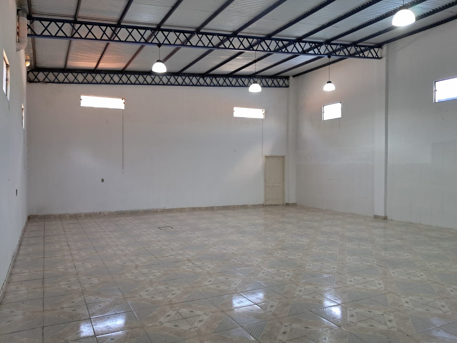 Depósito con showroom y ofic. En V. Elisa – zona zavalas cue y acco sur — foto 2