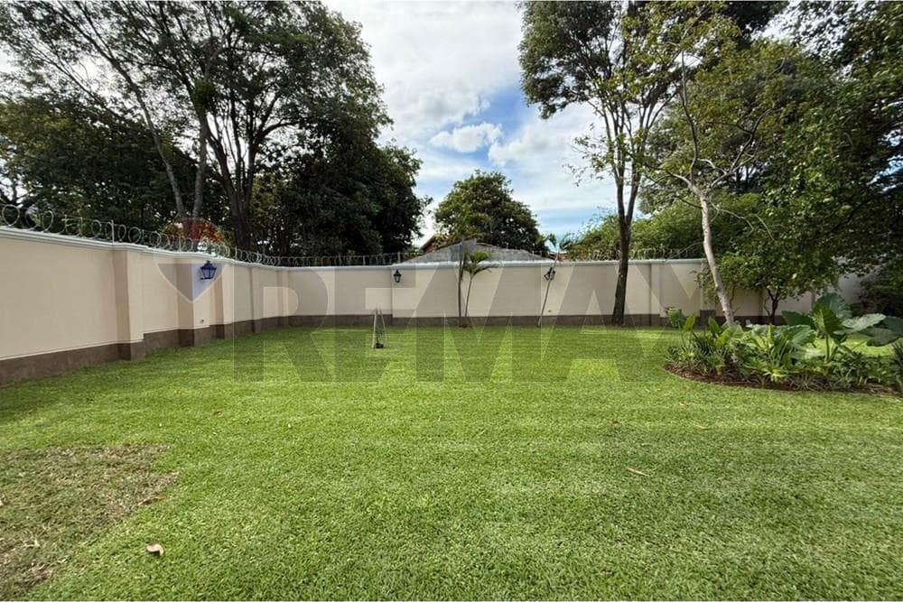Imponente residencia a minutos de Paseo La Galería — foto 4