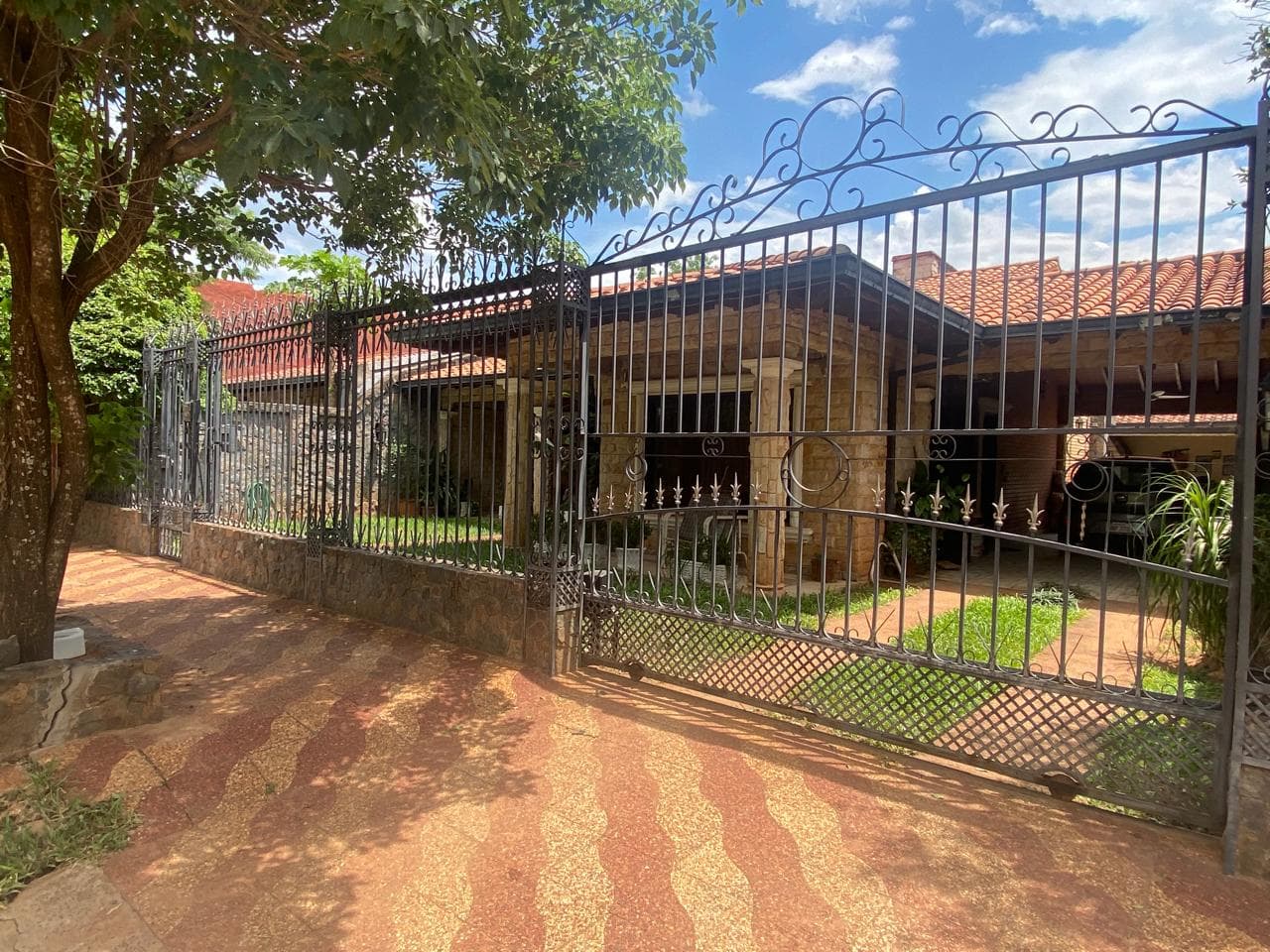 A la venta hermosa casa en mra, foto 2