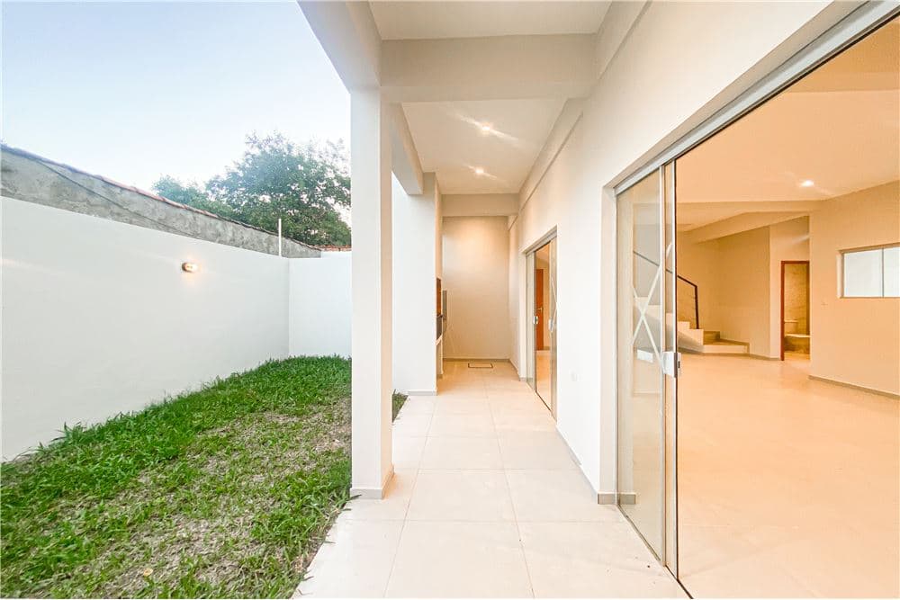 En venta duplex con patio zona super 6 laurelty, foto 5