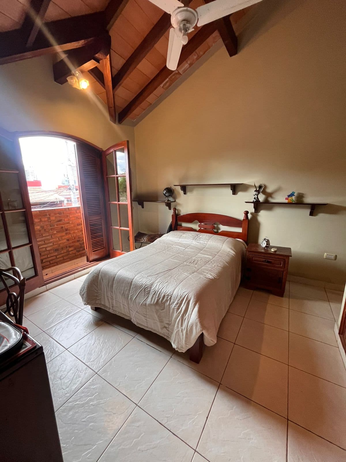 Hermosa casa de 3 dormitorios en Las Lomas, foto 4