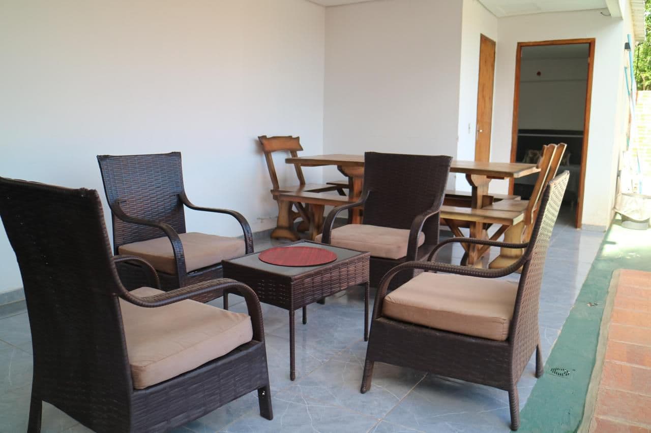 En venta hermosa casa quinta en Luque Tarumandy, foto 4