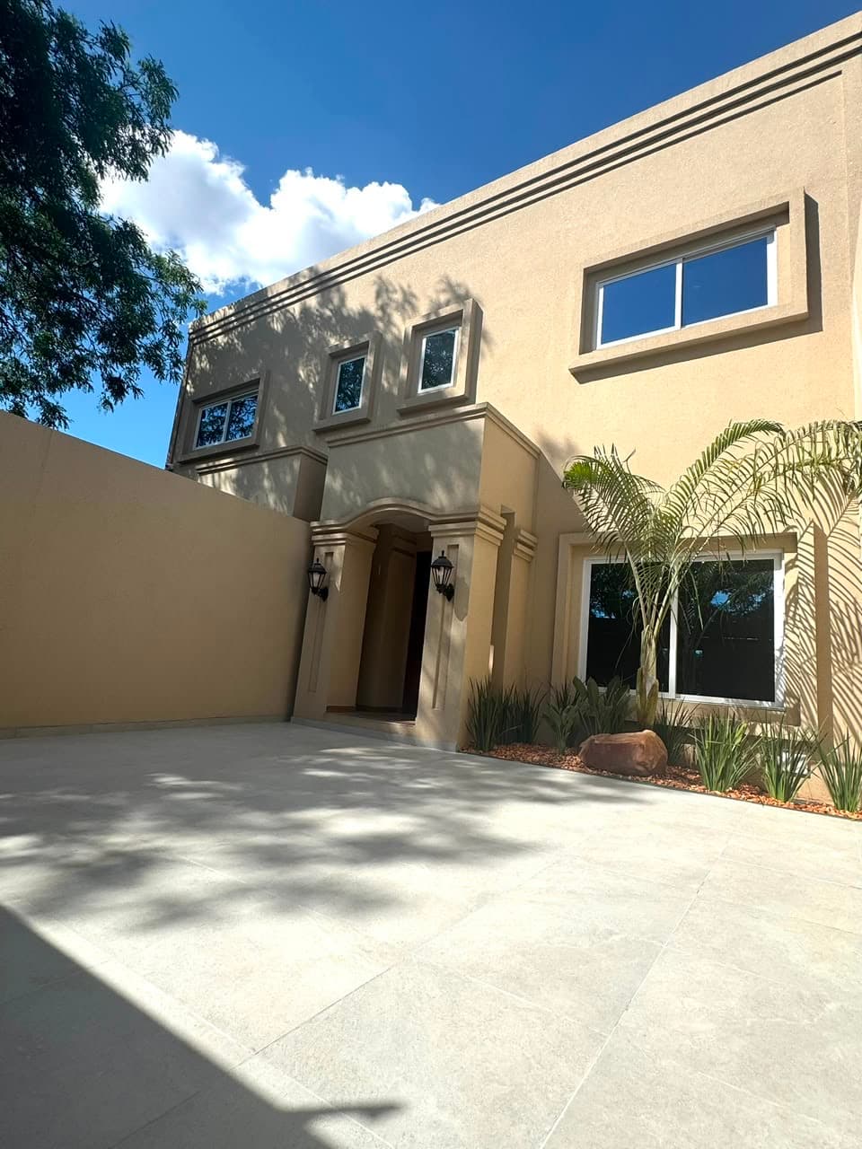 Duplex en venta -zona shopping Pinedo (barrio villa amelia), foto 2