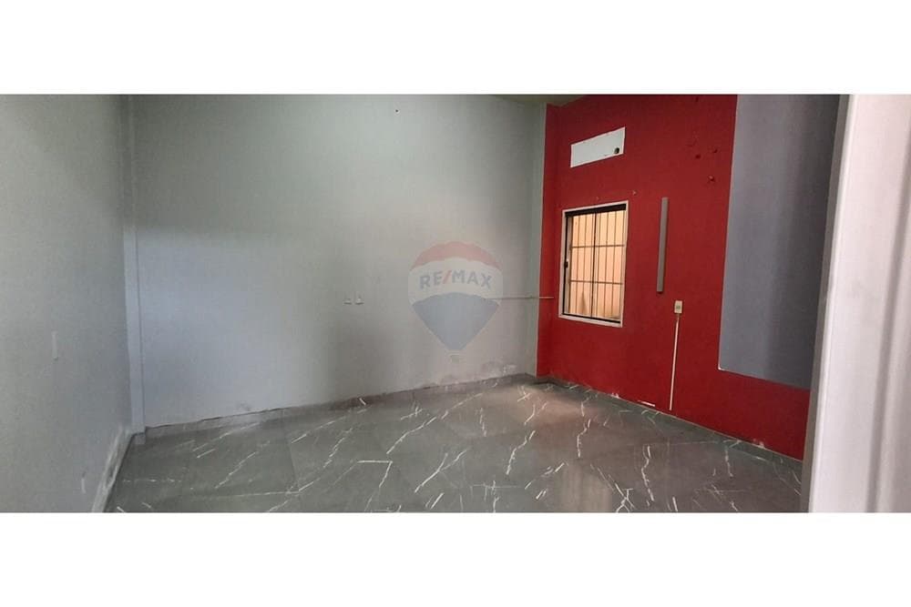 salon comercial sobre Acceso Sur, foto 5