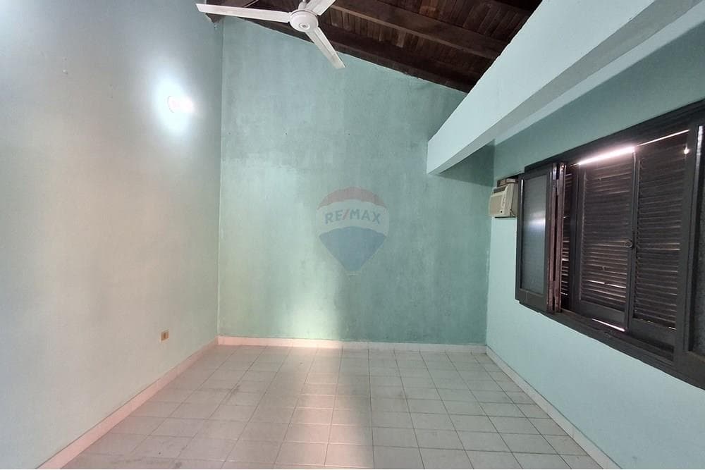 Amplio departamento con terraza - fdo. De la mora, foto 5