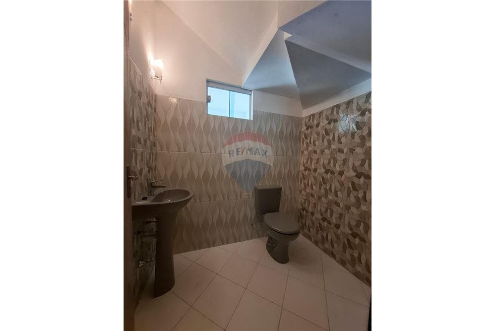 amplio dúplex de 3 dormitorios con JARDÍN en Ñemby. ✨ — foto 5