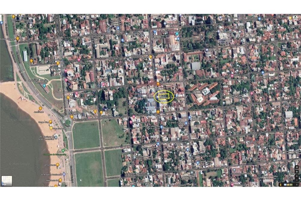 Terreno - Alquiler - Encarnación, Paraguay, foto 2