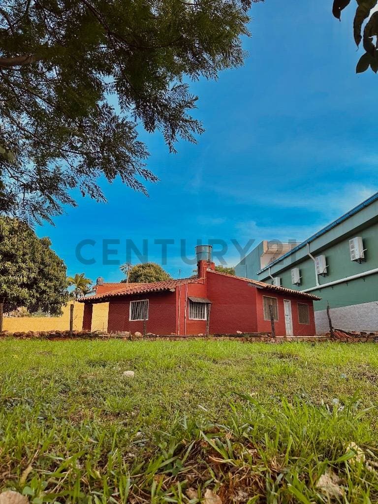 ¡Terreno en San Lorenzo! Oportunidad única en Barrio San Miguel