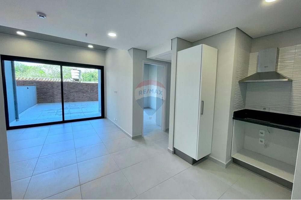 Alquila en Las Mercedes: 1 Dorm c/ Cochera