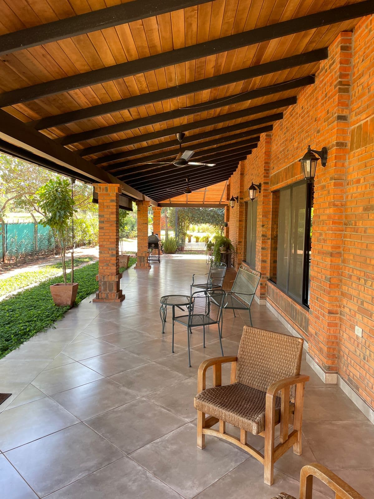 Hermosa casa en surubi´i, foto 1