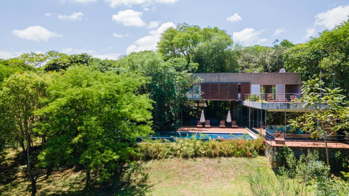 Casa en Venta 4 dormitorios - San Bernardino, Cordillera