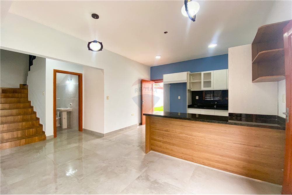 Casa con Piscina a Estrenar en Villa Elisa, foto 4