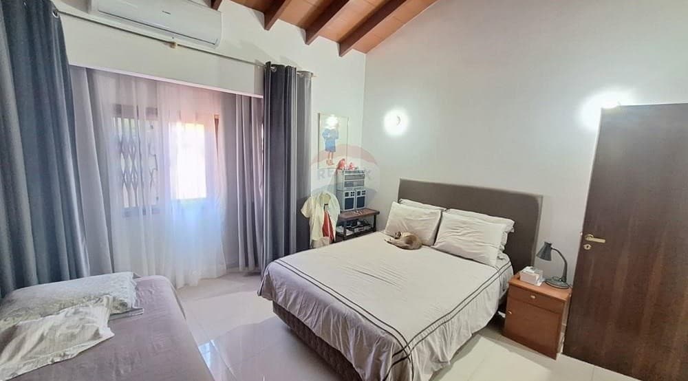 Amplia residencia amoblada en venta - Encarnación, foto 5
