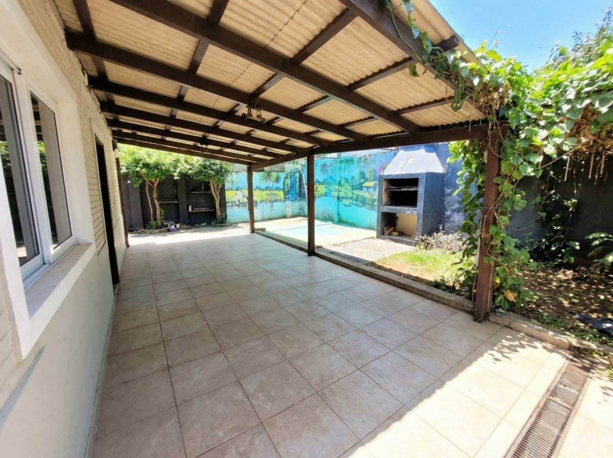 propiedad en Villa Adela Luque (Z/ Supermercado Los Jardines), foto 3