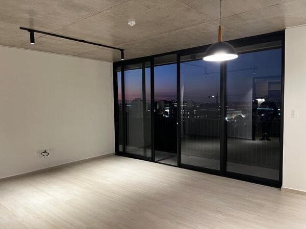 Hermoso departamento de 2 dormitorios a pasos de la cuadrita, foto 2