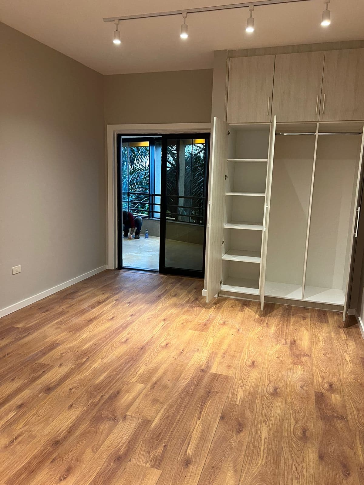 Amplio Y Moderno Dpto De 3 Habit En Suite, foto 4