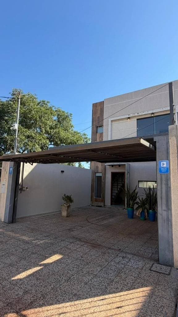 de duplex premium en Jardin de Oro Luque (a pasos del super Villa Sofia) — foto 1