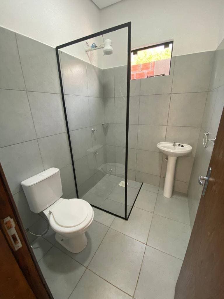 Hermosa Casa a Estrenar en el Centro de Ñemby, foto 3