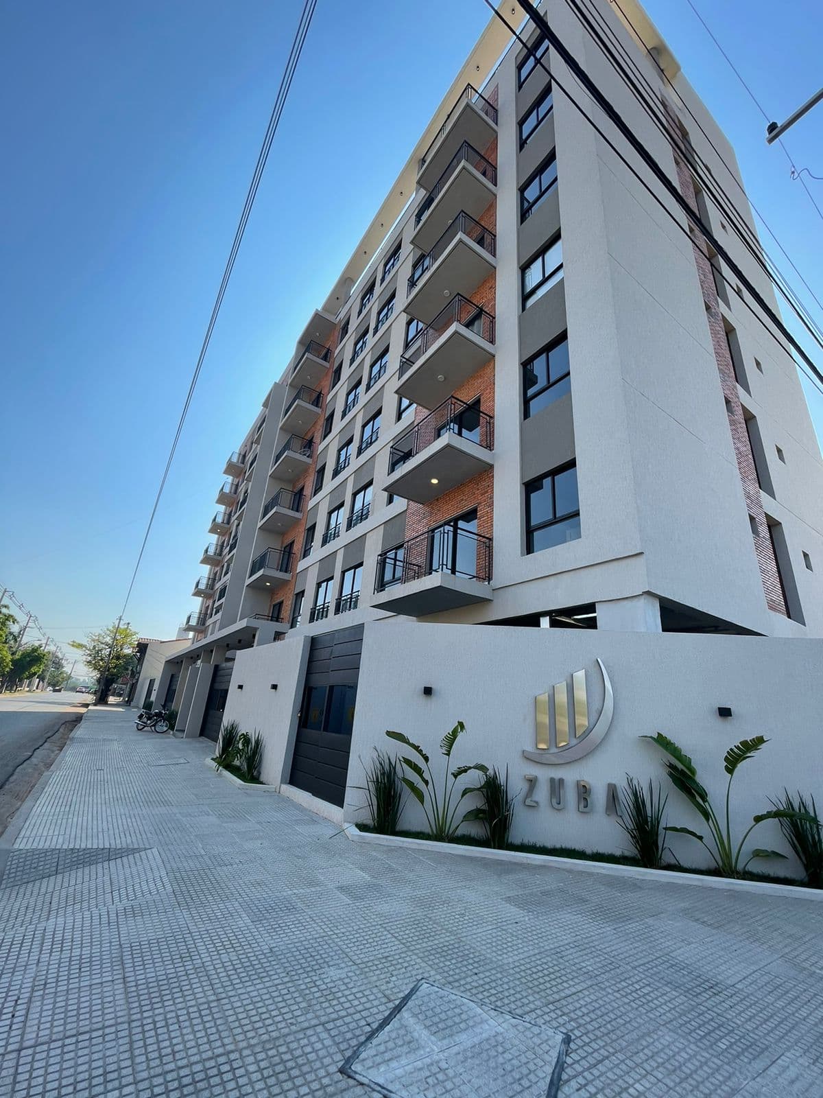 Alquilo monoambiente en edificio zuba 10 – campo grande, Luque