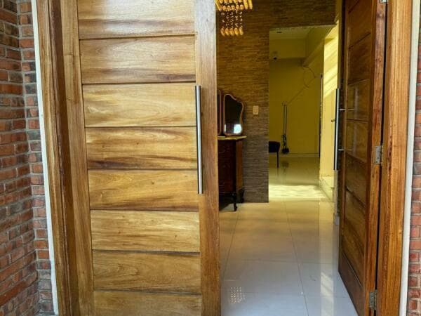 En ALQUILER CASA Amoblada en el Barrio Salvador del Mundo, foto 4