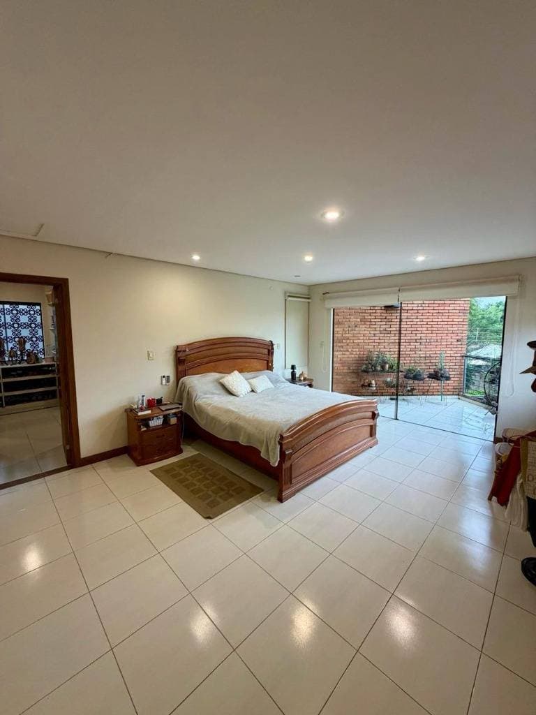Casa en alquiler — 4 dormitorios en suite en barrio villa aurelia, foto 4