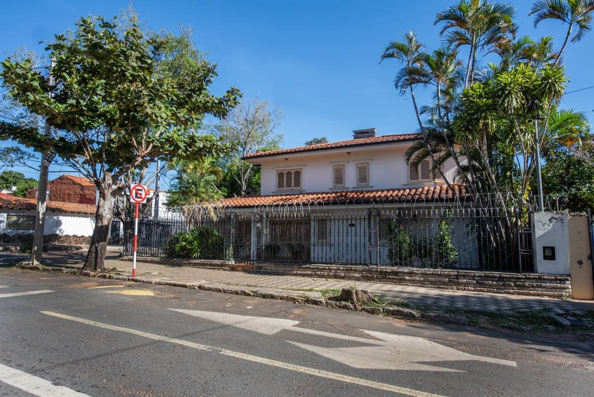Casa en esquina, zona uca, santa librada, Asunción, foto 4