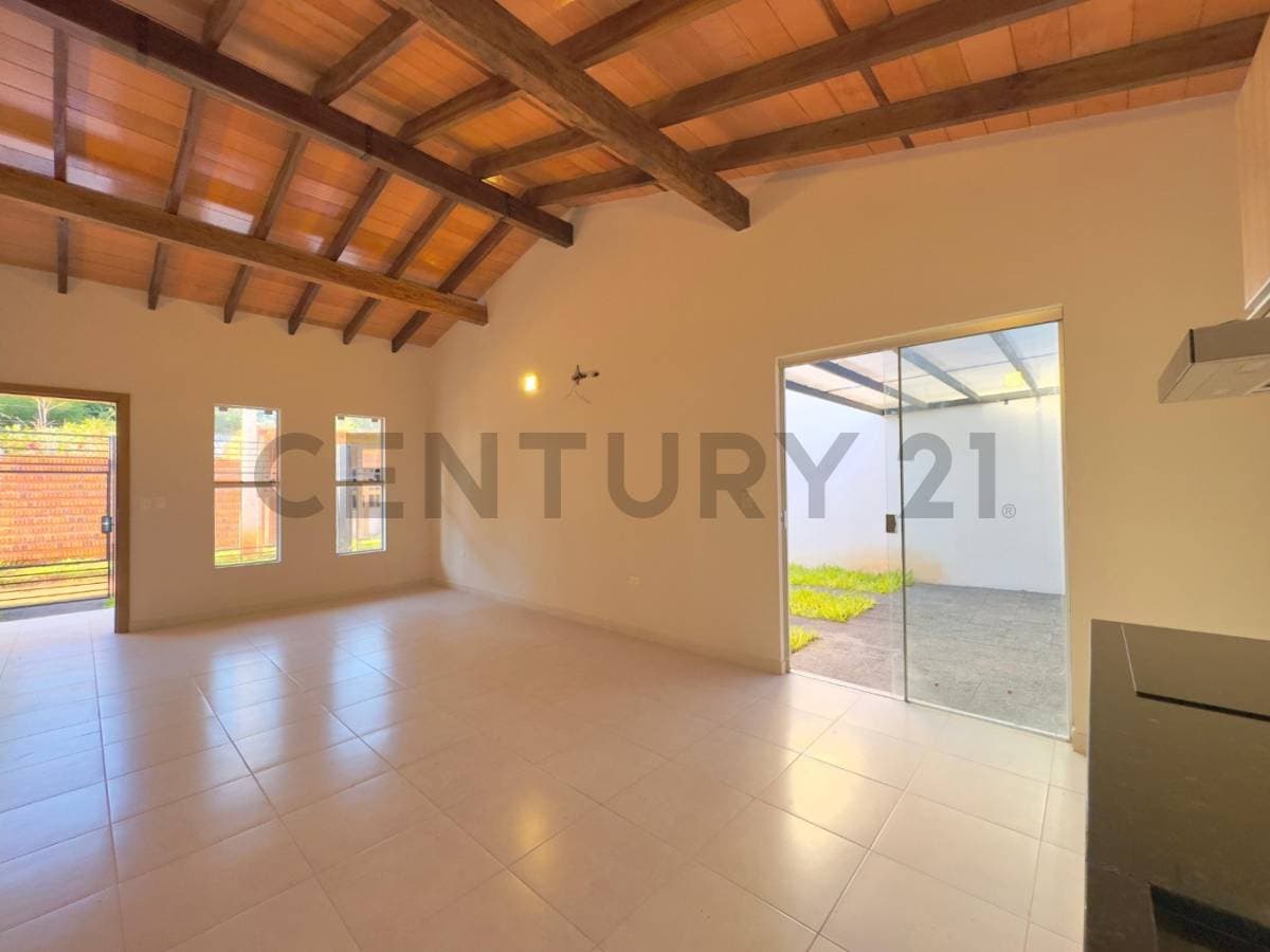 En venta hermoso chalet a estrenar en Luque, foto 3