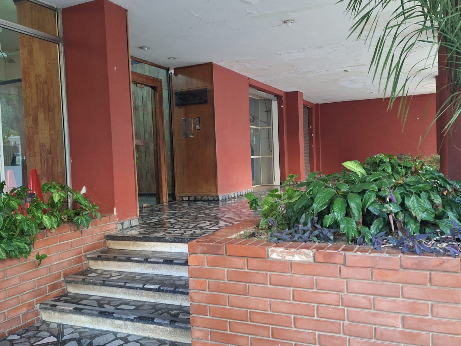 Depto 1 dormitorio Edificio Internacional Las Mercedes — foto 1