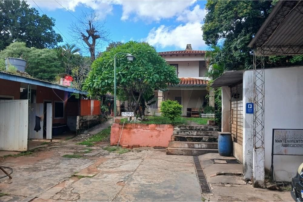En Venta Casa en San Lorenzo ubicacion estrategica sobre asfalto, foto 4