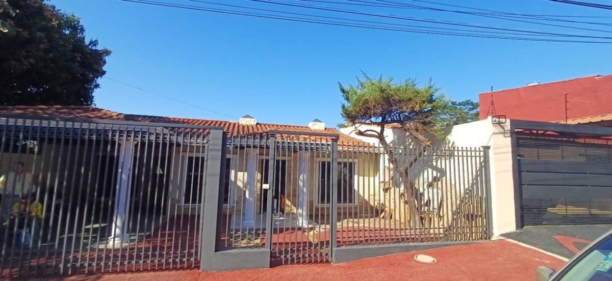Casa en B° puerto pabla, lambare...totalmente remodelada sobre tape tuya