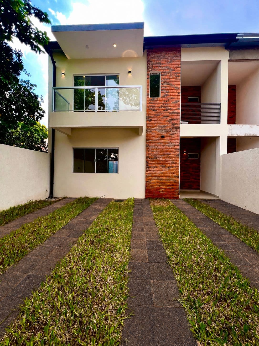 En venta dúplex en Luque - laurelty, foto 2