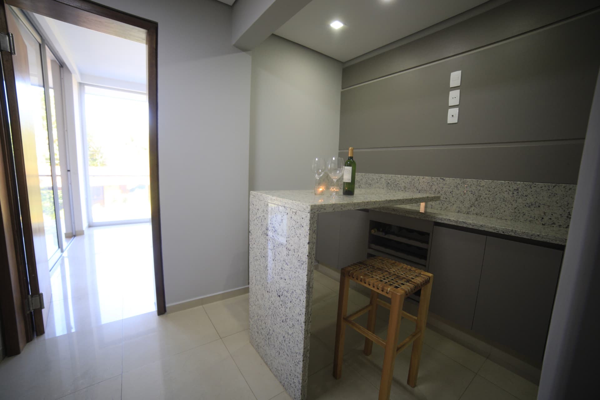 Departamento Amoblado. Mburucuya zona Molas Lopez - Casa Rica, foto 5