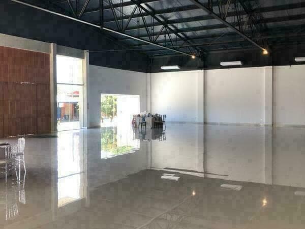 Propiedad con amplio salon, foto 4