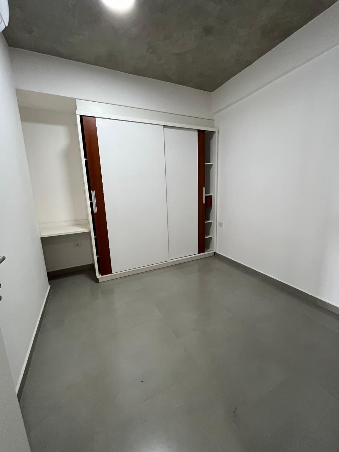 Departamento en alquiler de 2 dormitorios c/ cochera en Mbachio II, foto 5