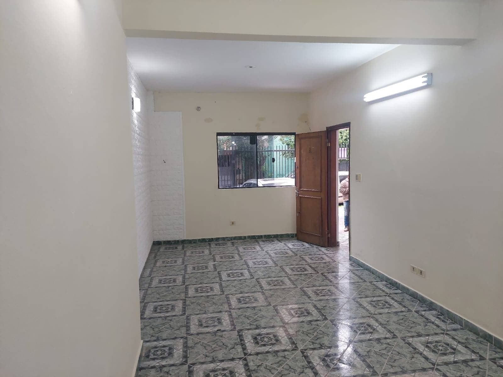 Oficina en alquiler ubicado en Sajonia, foto 3