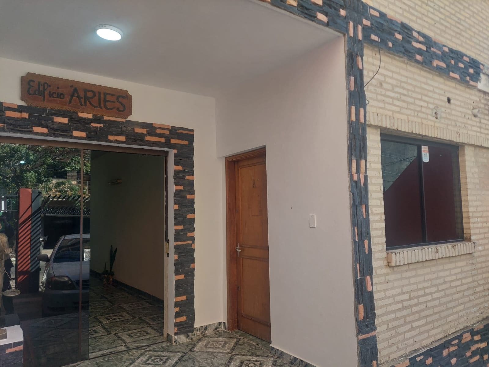 Oficina en alquiler ubicado en Sajonia