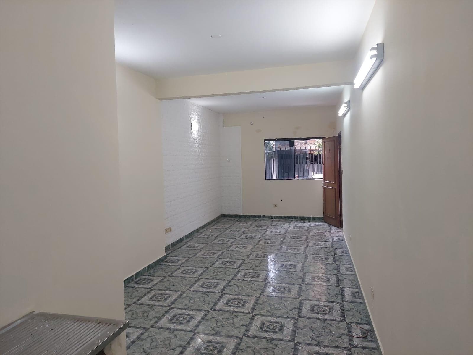 Oficina en alquiler ubicado en Sajonia, foto 4
