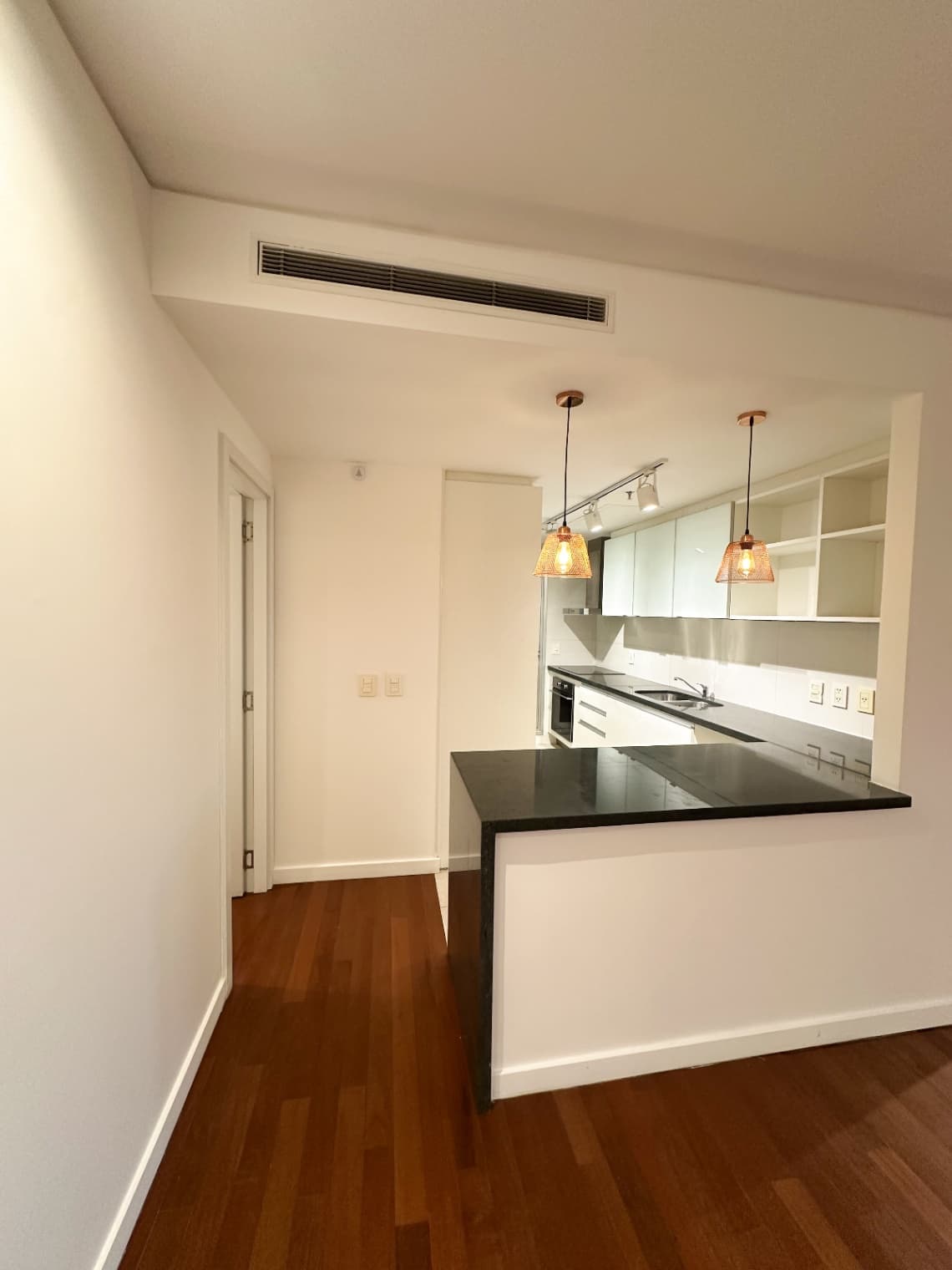 Departamento en alquiler c/ cochera en San Jorge, foto 4