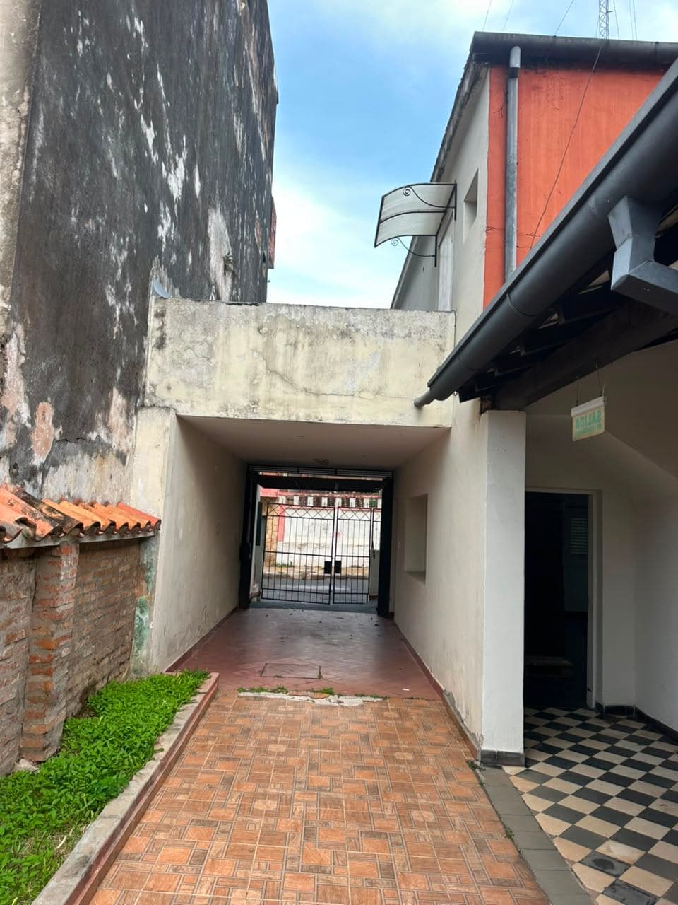 Casa En Venta C/ Cochera En Ciudad Nueva, foto 2