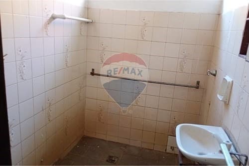 Terreno con casa en venta, lambare — foto 5