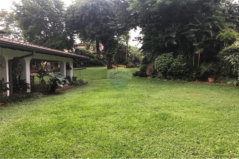 Residencia En Barrio Jara, foto 3