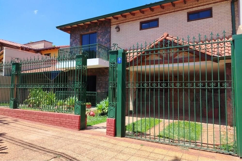 Casa - Venta -Nazareth - Paraguay