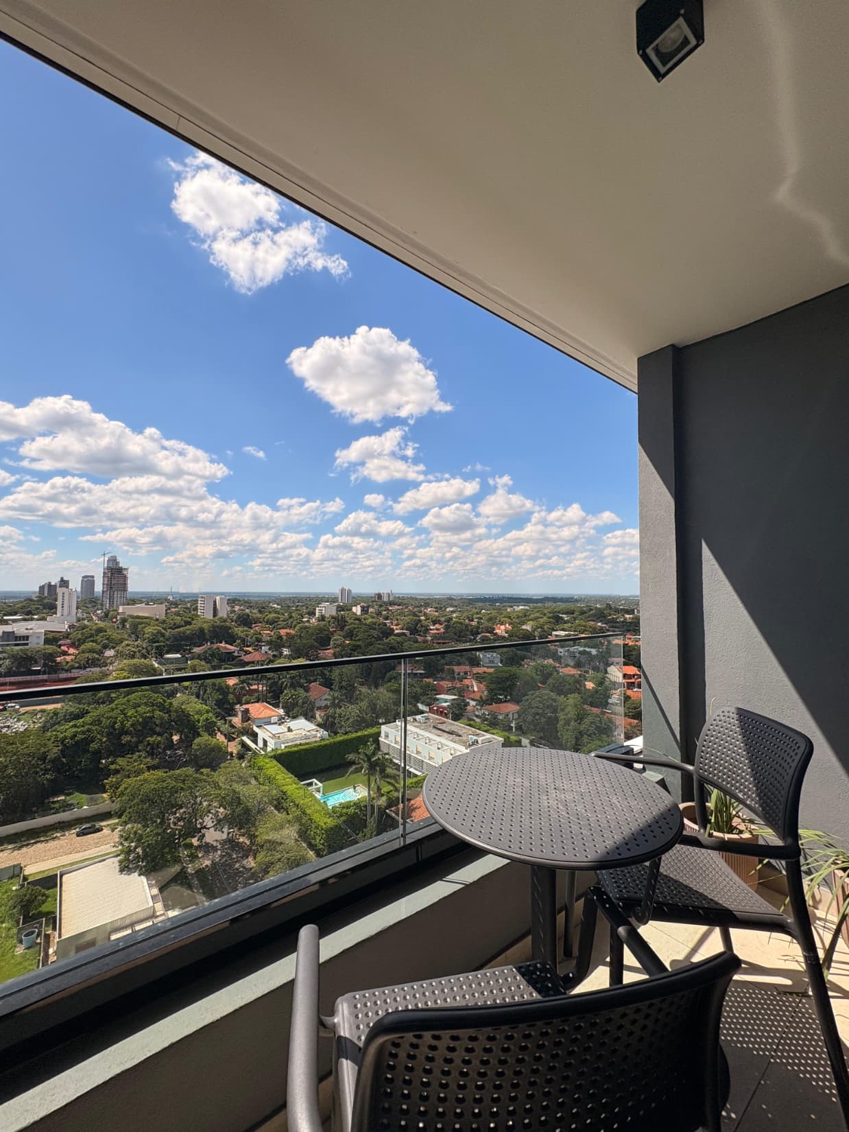 Avda. Santísima Trinidad, en alquiler depto de 1 dormitorio amoblado — foto 4