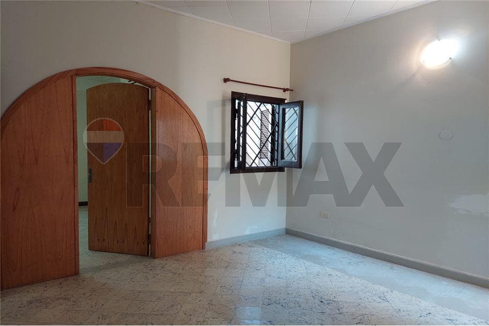Casa de 5 habitaciones en Sajonia a 2 cuadras de la av Carlos A López, foto 5